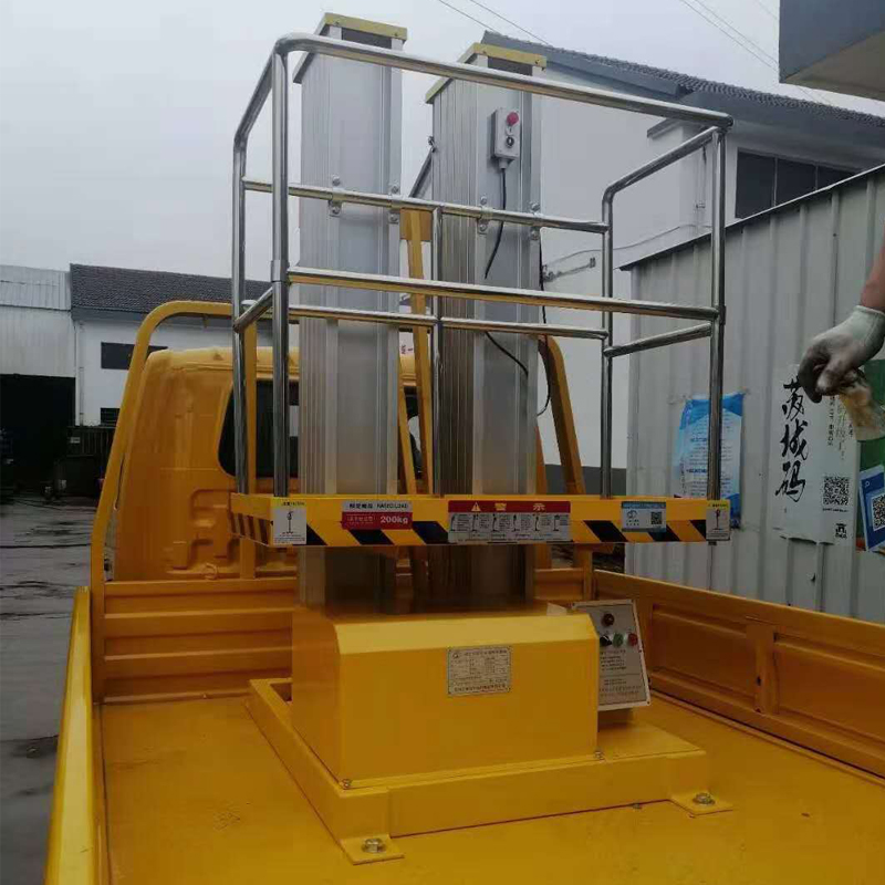 置頂車(chē)載鋁合金升降機(jī)